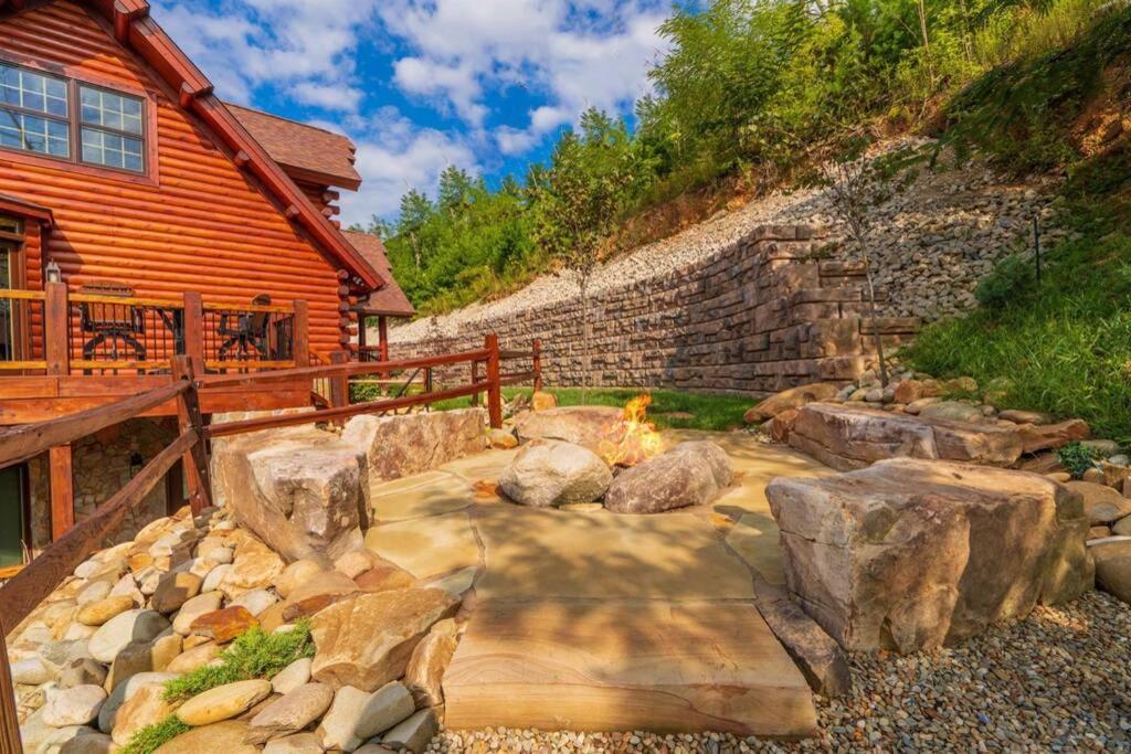 Roaring Fork Lodge 개틀린버그 외부 사진